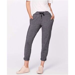 Lululemon On The Fly Heathered Luxtreme Pant Size 6